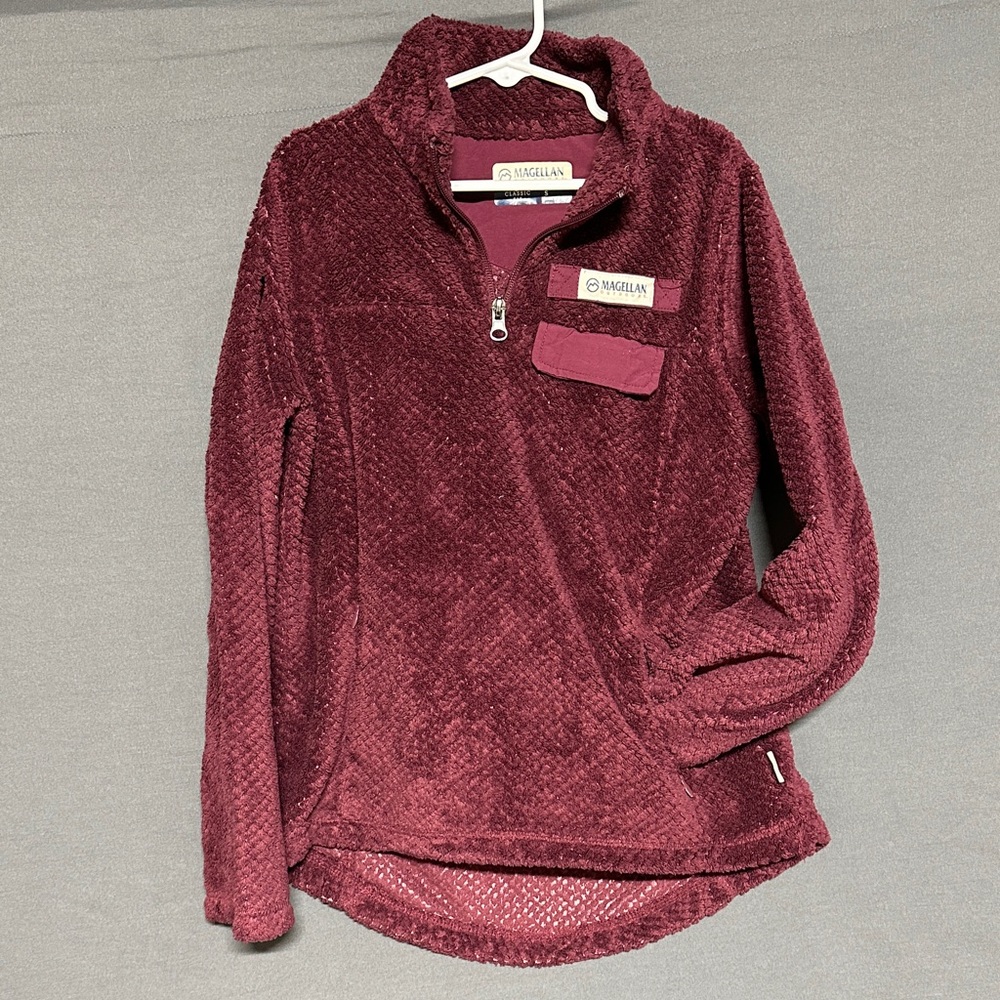 Magellan Outdoors Burgundy Kids Sweatshirt